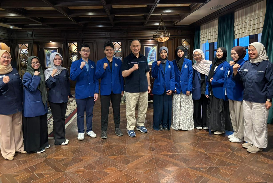 Prestasi Mahasiswa Universitas Ary Ginanjar di Ajang KMI Expo XVI 2025 Universitas Tidar