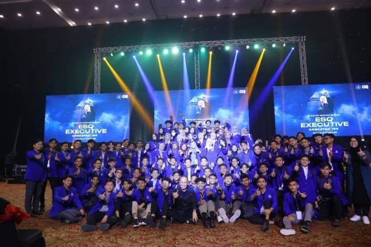 Welcoming Reception Mahasiswa Baru ESQ Business School di Buka dengan Mengikuti Training ESQ Executive agar Paham akan Hal Ini!